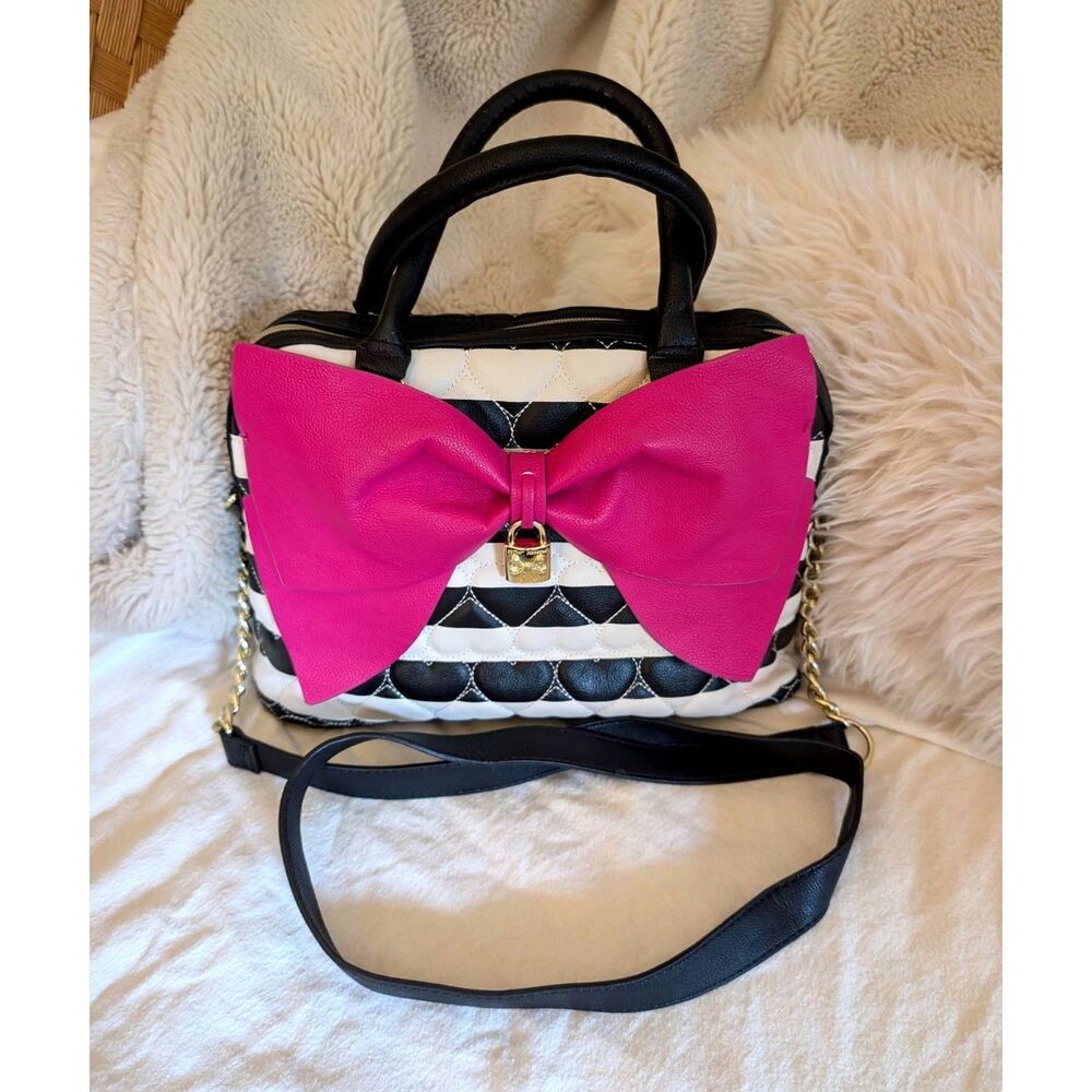 Betsey Johnson Pink Bow Quilted Satchel Crossbody Bag Coquette Y2K